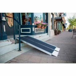 EZ-ACCESS® SUITCASE® Singlefold Ramp SFAS05 - 5'L x 29-1/2"W - 800 Lb. Capacity