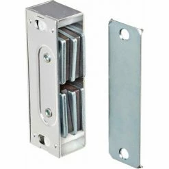 Rockwood Extra Heavy Duty Magnetic Latch, 3"L x 1"W x 1"H, 3-1/6" Dia, Satin Chrome - Pkg Qty 3